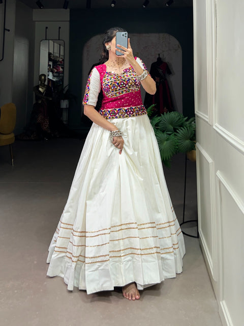 White Gamthi Craft with a Modern Design Touch In This Navratri For Women In USA