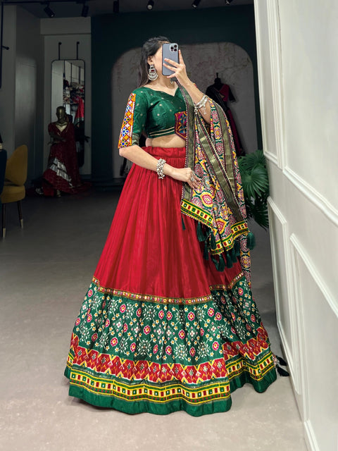 Red There sense of magic in Navratri with this lehenga for women