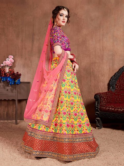 Trendy Yellow Navratri lehenga choli dupatta For Women And Girls in USA