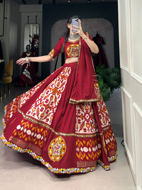 For your essential part of gujarati collection we are presenting navratri attire of rayon and silk lehenga