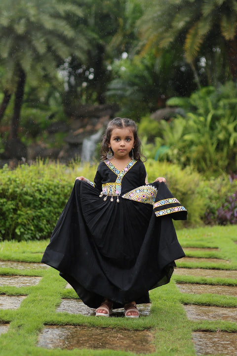 Black Celebrate the spirit of Navratri with our exclusive Kids Set of Navratri dresses for kids