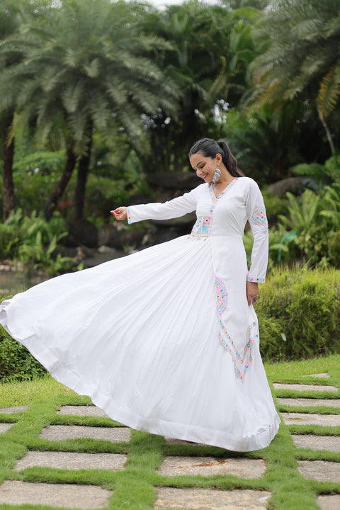 White Celebrate the spirit of Navratri with our exclusive Set of Navratri dresses for women