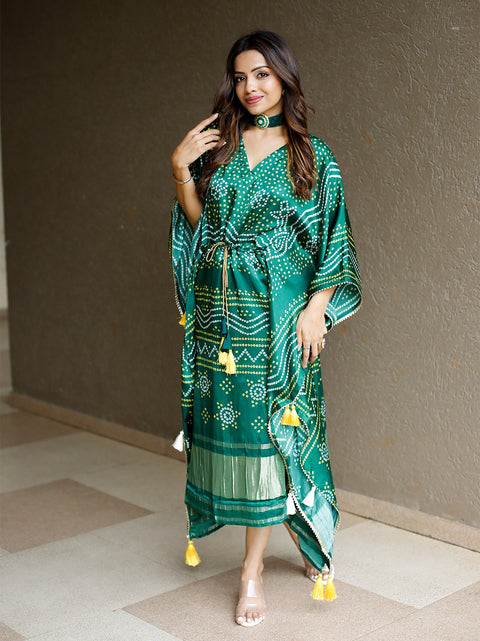 Green kaftan is perfect your style. It's your time to add this beauty to your wardrobe and rock the shaadi season