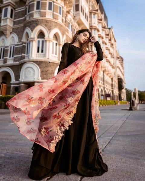 The Black beautiful flaired floor touch gown comes along with cotton lining with dupatta for woman