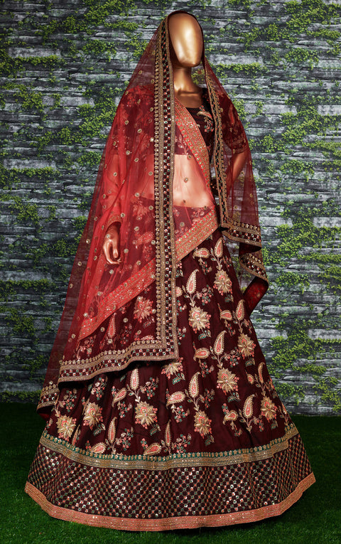 Maroon Be a symbol of bespoke Indian beauty with this truly traditional lehenga For Women In Wedding Wear