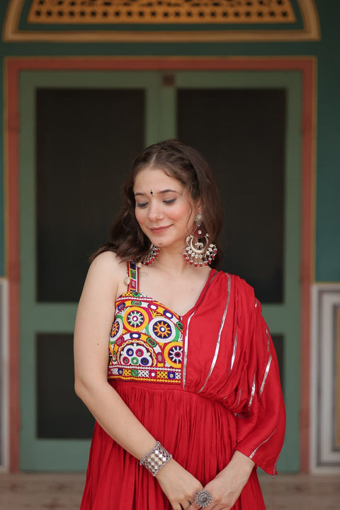 Flowing Your Festive Wardrobe With This Red Designer Outfit For Navaratri For woman