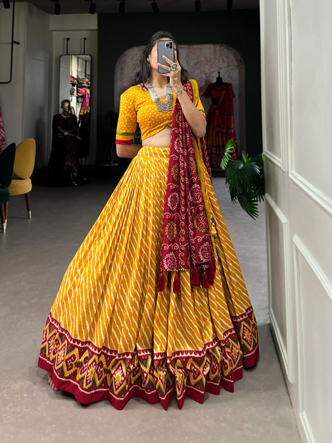 Trendy Yellow lehenga choli navratri, Leheriya lehenga choli for women in USA