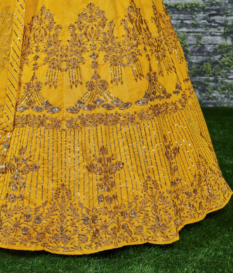 Yellow Flaunt your simple and pretty look with this hypnotic colored lehenga choli For Women