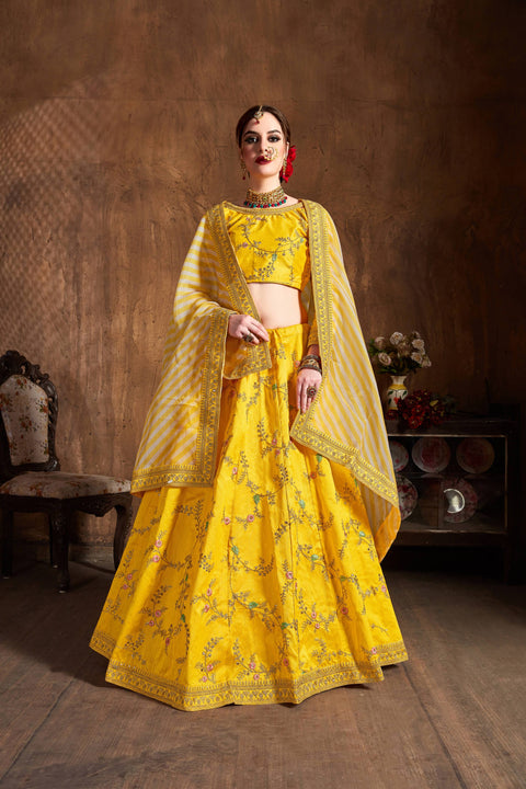 Trendy Yellow fancy lehenga Choli for women with Dupatta in USA