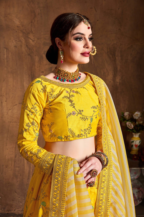 Trendy Yellow fancy lehenga Choli for women with Dupatta in USA